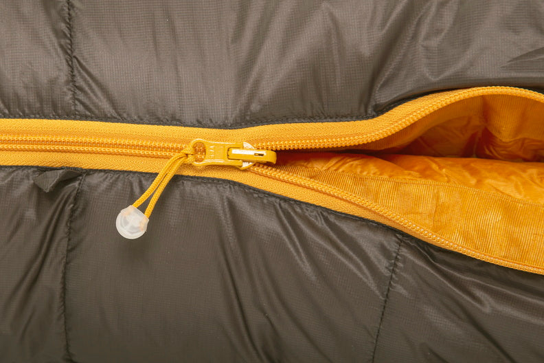 Detail_Ultra_-20_-10_-5_zipper_glowing_in__the_dark