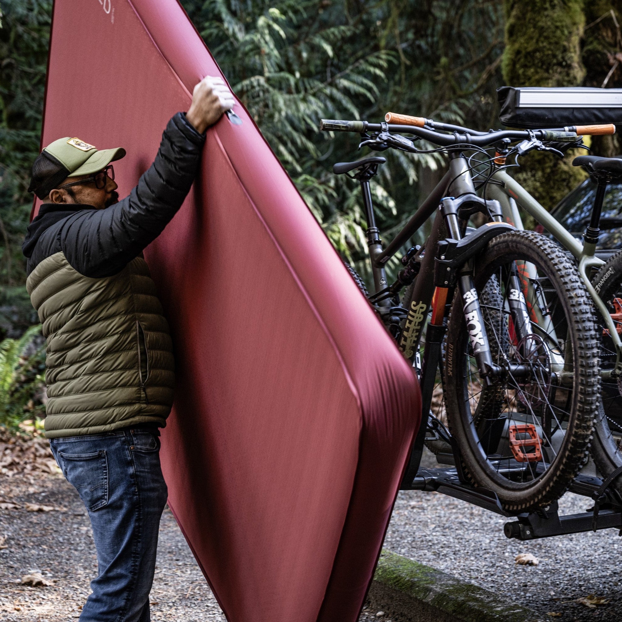 EXPED MegaMat Max Duo lifestyle with bikes