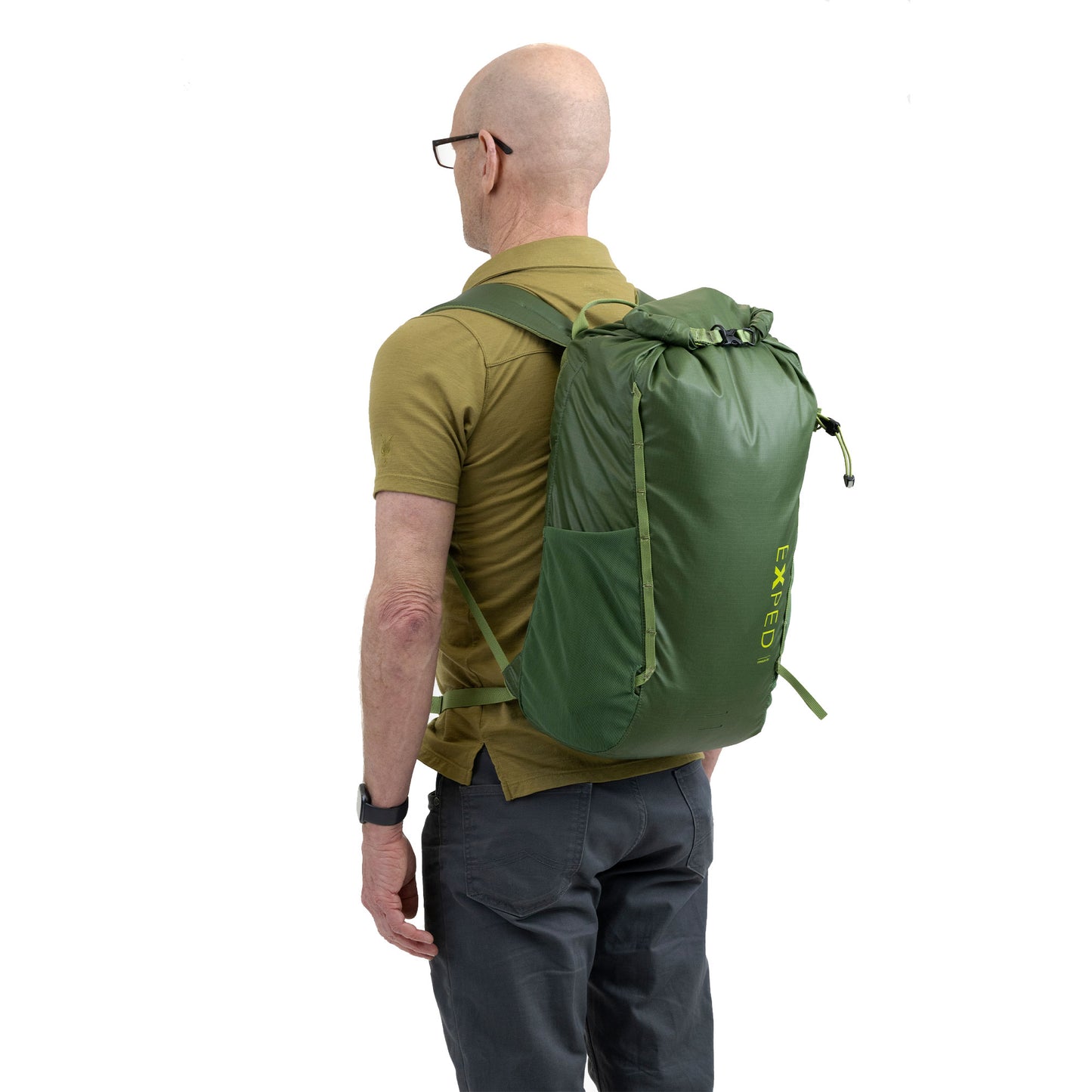 EXPED Typhoon 25 on male model