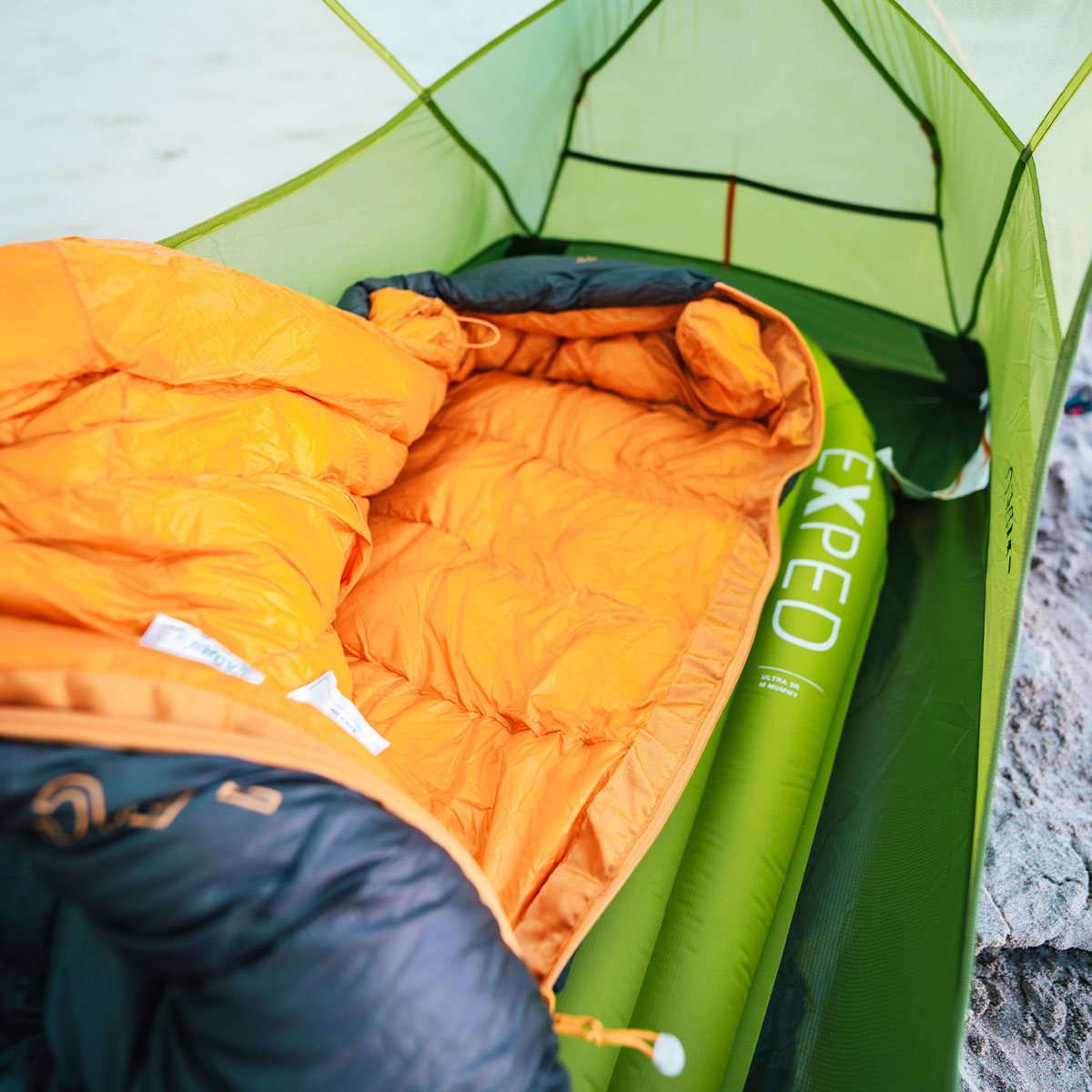 エクスペド EXPED Ultra 3R M Mummy マット 軽量 アウトドア バイク 登山 キャンプ Ultra 3R Mummy - Mat | Exped