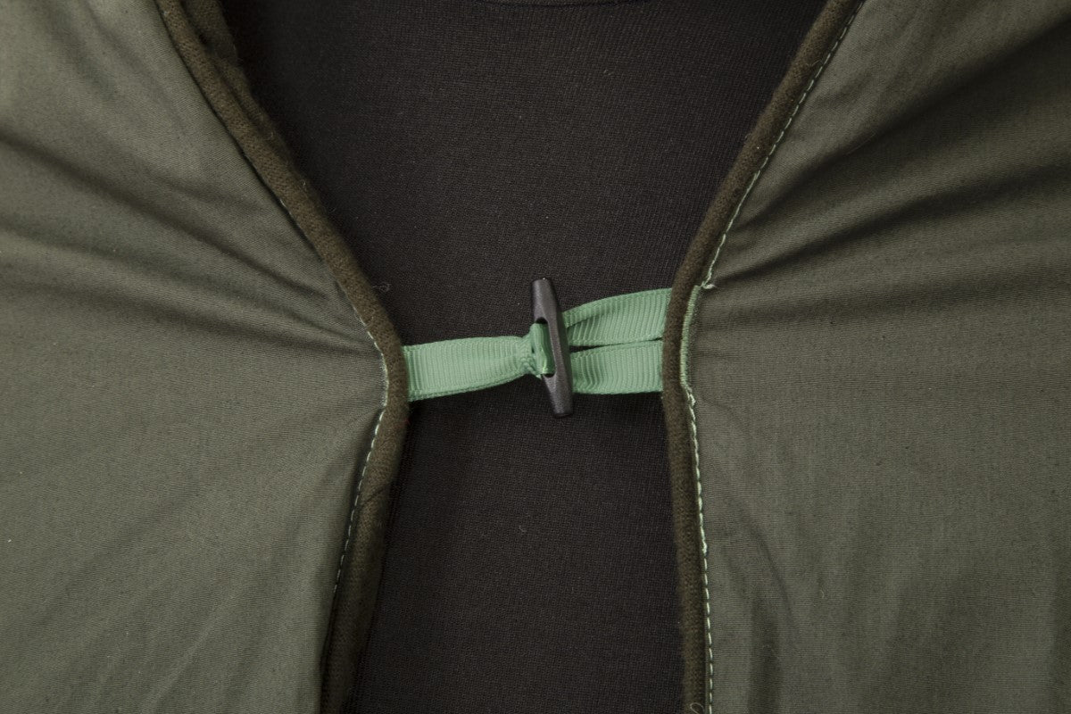 EXPED LuxeWool blanket cloak clip